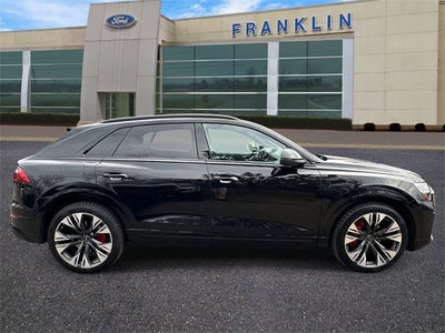 2025 Audi Q8 55 Prestige quattro