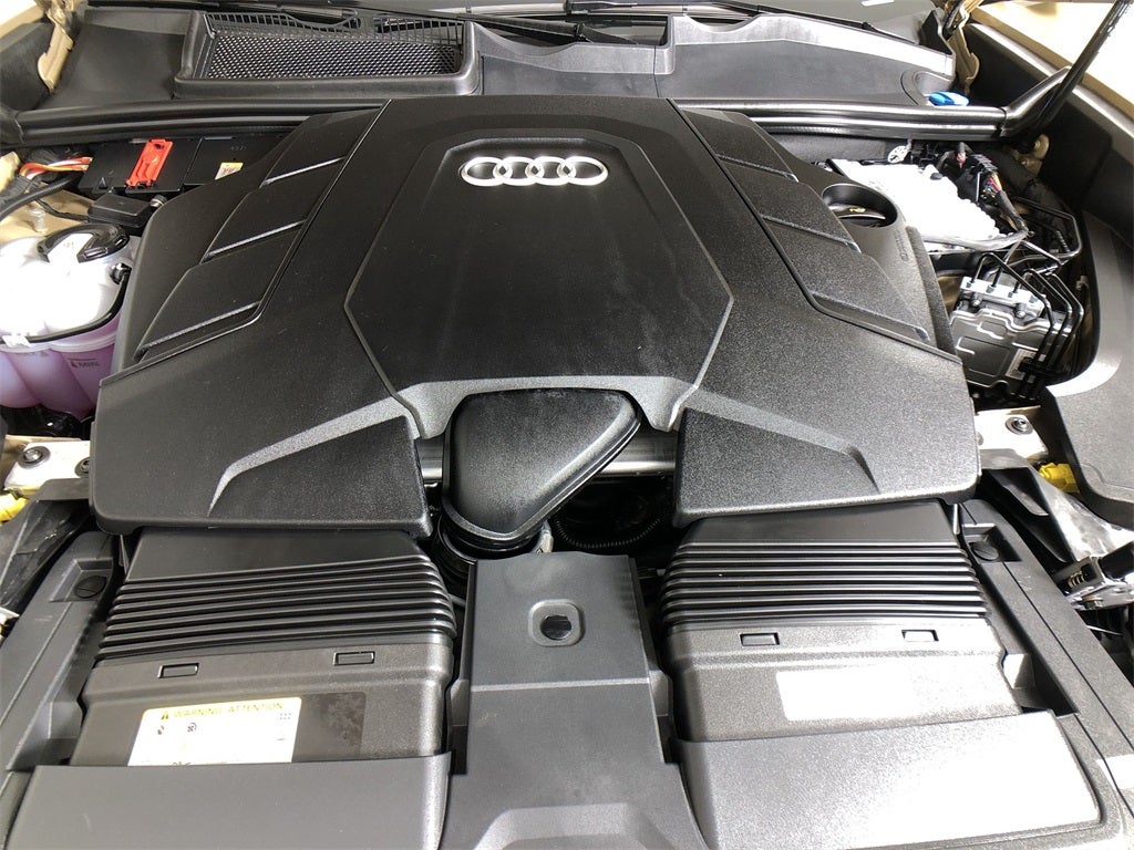 2025 Audi Q8 55 Prestige quattro