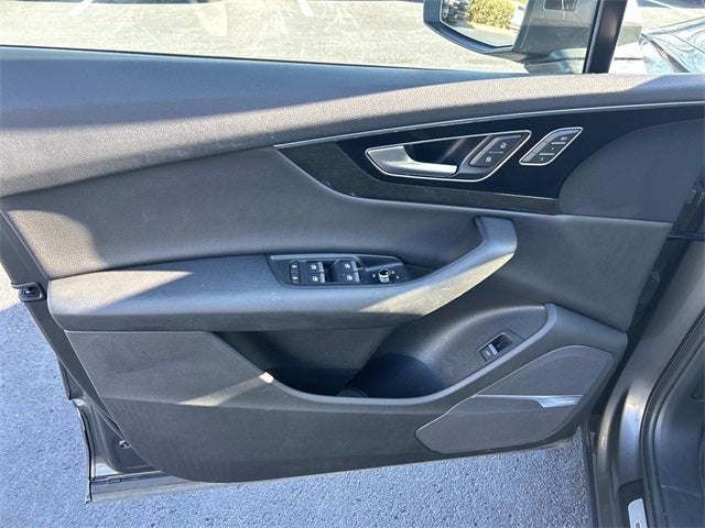 2019 Audi Q7 55 Prestige quattro