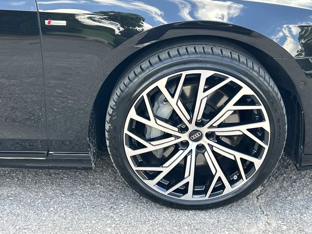 2024 Audi A8 L 55 TFSI quattro