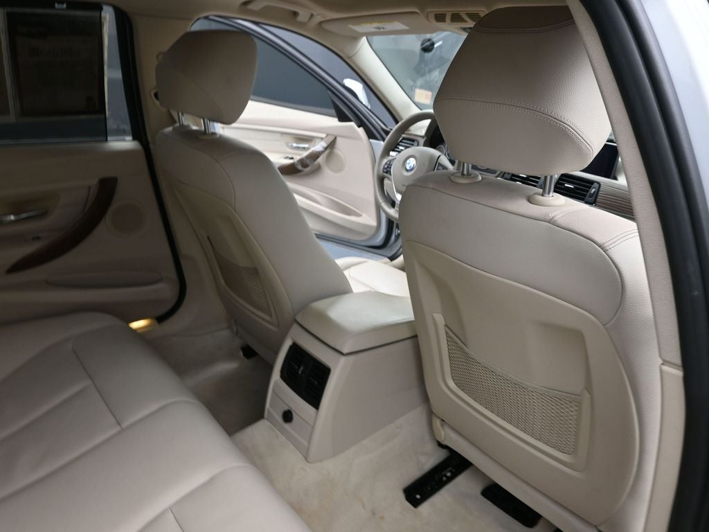 2012 BMW 3 Series 328i