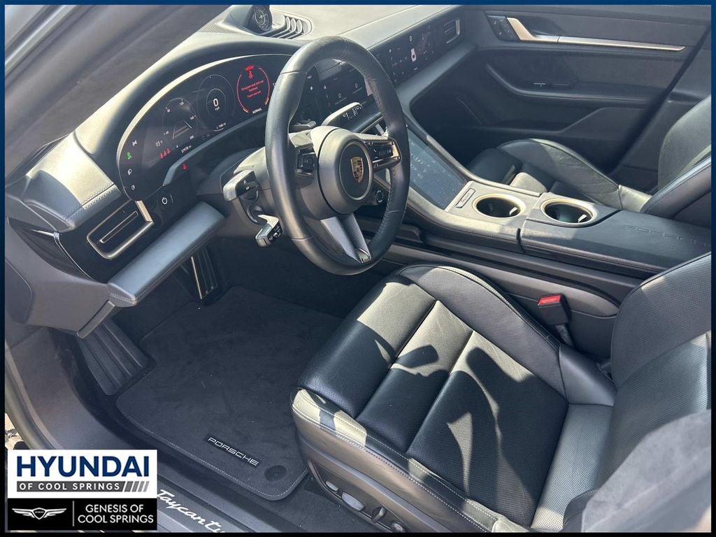 2022 Porsche Taycan Turbo