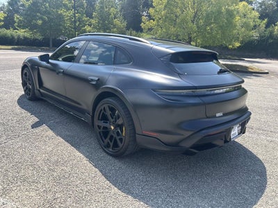 2022 Porsche Taycan Turbo