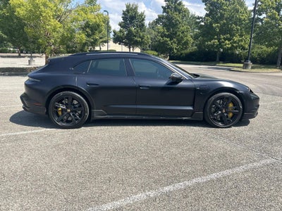 2022 Porsche Taycan Turbo
