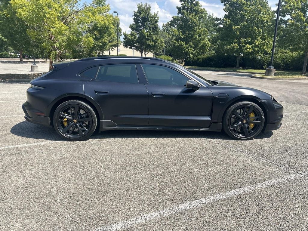 2022 Porsche Taycan Turbo