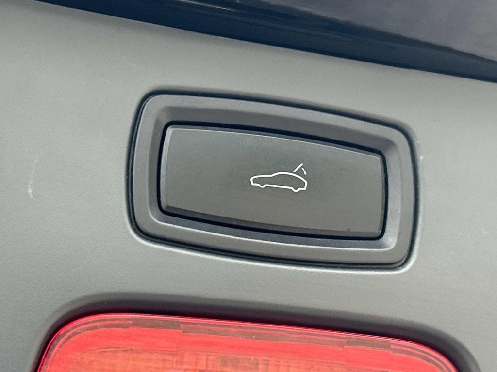 2014 Porsche Cayenne Platinum Edition