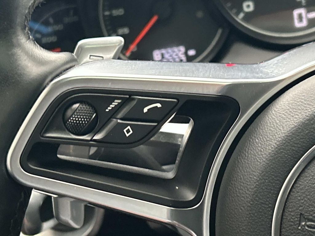 2017 Porsche Cayenne Platinum Edition