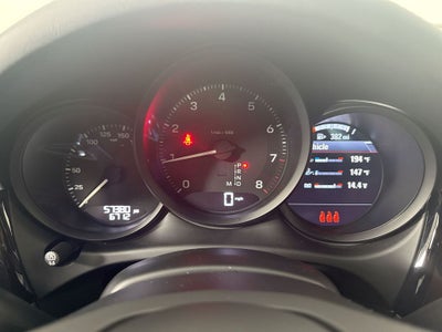 2022 Porsche Macan Base