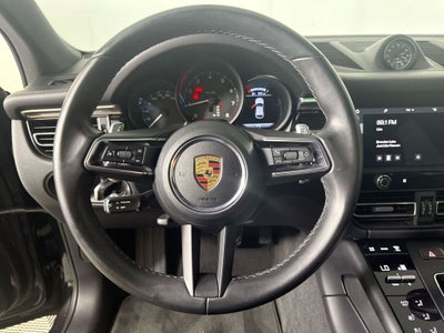 2022 Porsche Macan Base