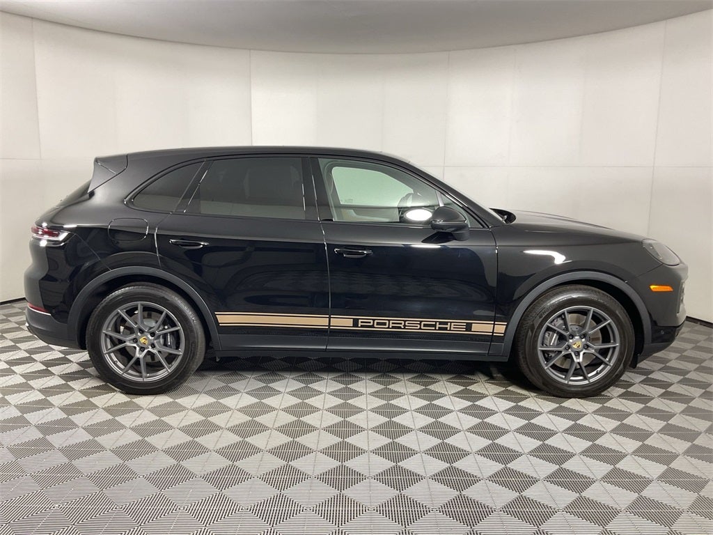 2024 Porsche Cayenne Base