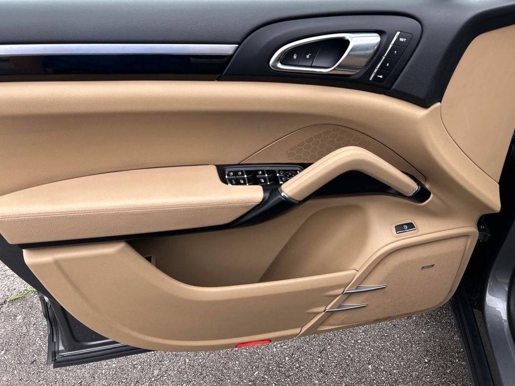 2018 Porsche Cayenne S Platinum Edition E-Hybrid