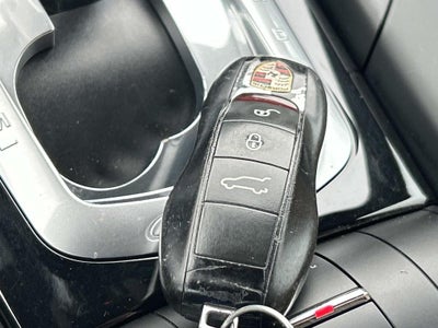 2018 Porsche Cayenne S Platinum Edition E-Hybrid