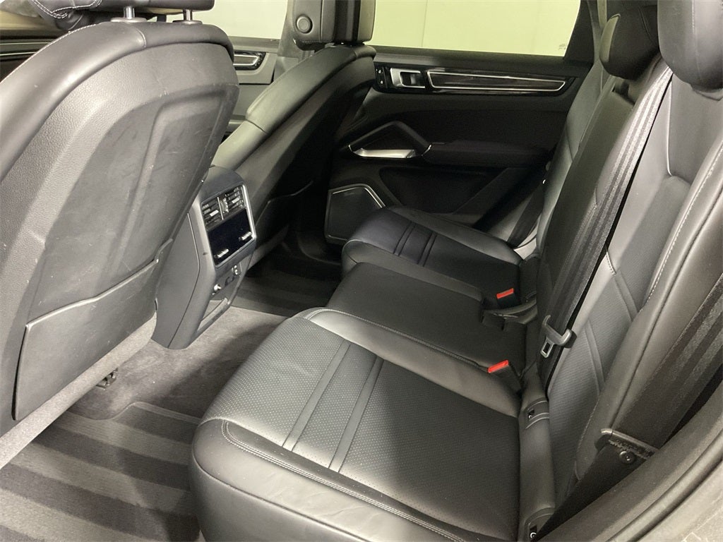 2021 Porsche Cayenne Coupe Turbo