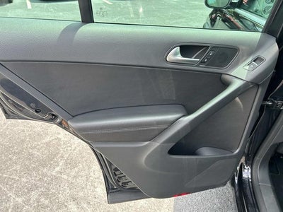 2017 Volkswagen Tiguan Sport