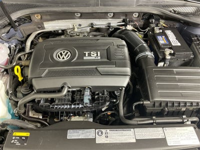 2017 Volkswagen Golf R Base 4Motion