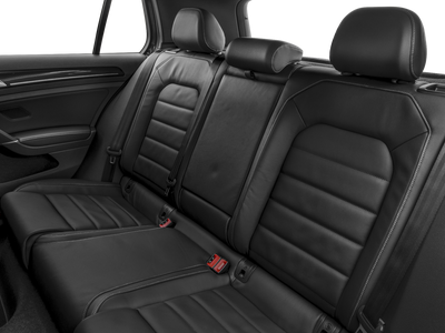 2017 Volkswagen Golf R Base 4Motion