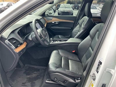 2023 Volvo XC90 B6 Plus 6-Seater