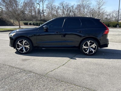 2022 Volvo XC60 R-Design