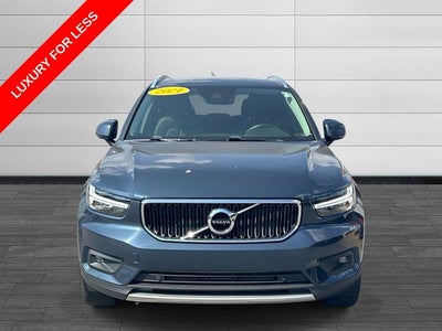 2021 Volvo XC40 Momentum