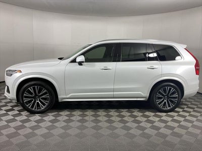 2020 Volvo XC90 T6 Momentum