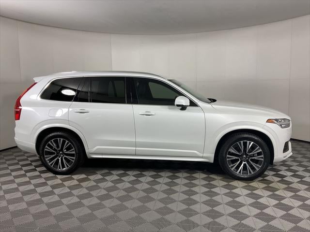 2020 Volvo XC90 T6 Momentum