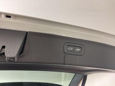 2020 Volvo XC90 T6 Momentum