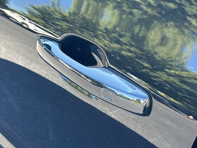 2023 Volvo XC60 B5 Ultimate Bright Theme