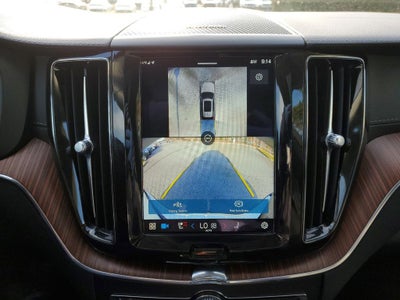 2024 Volvo XC60 B5 Ultimate Dark Theme