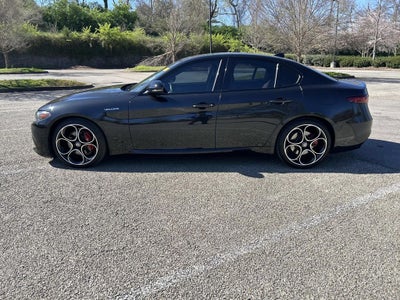 2022 Alfa Romeo Giulia Veloce