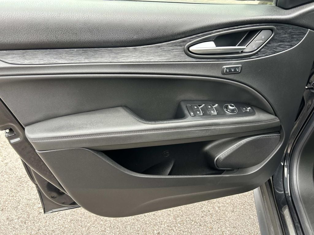 2022 Alfa Romeo Stelvio Sprint