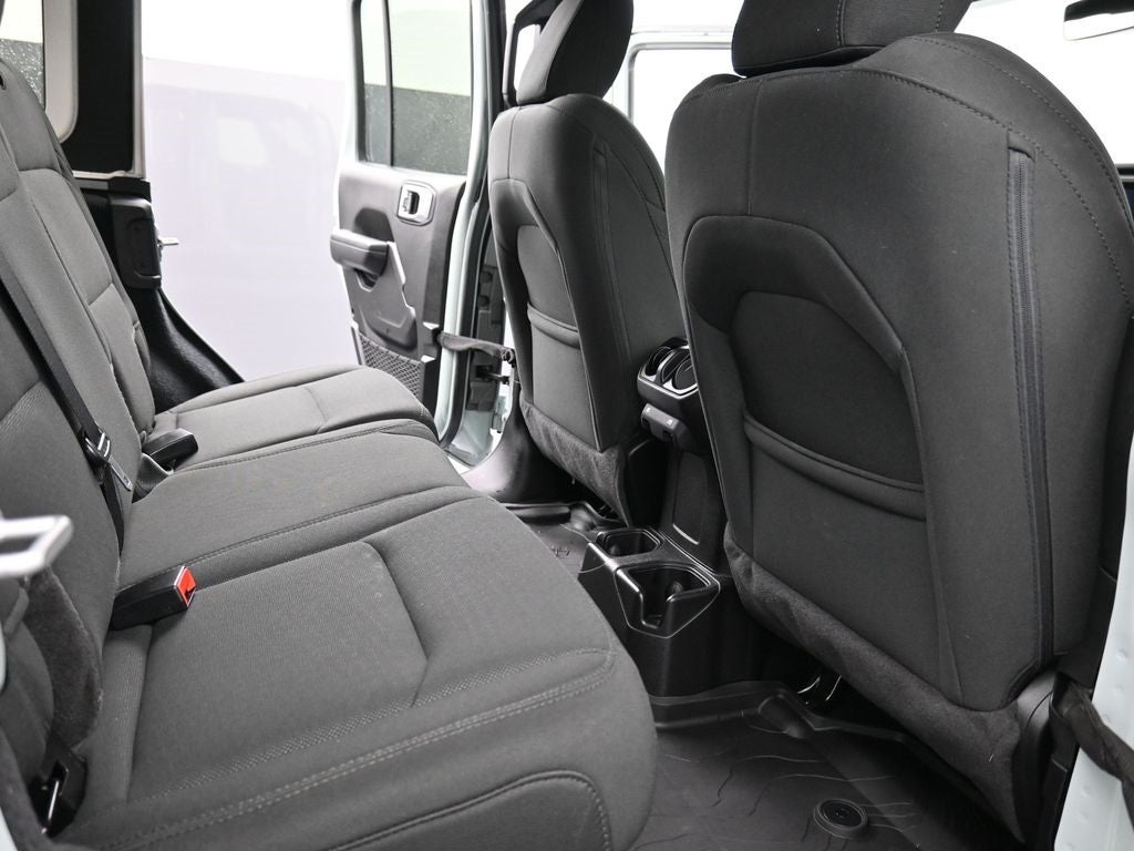 2023 Jeep Wrangler Sport Altitude