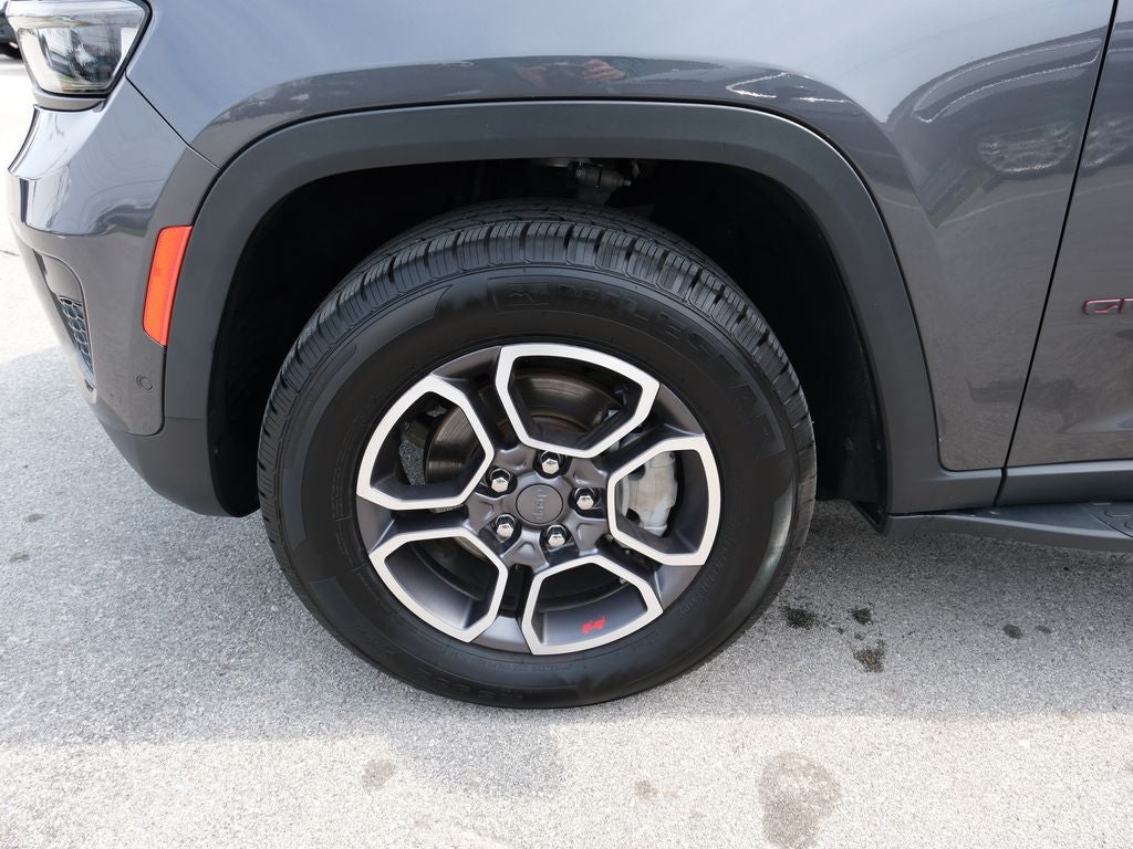 2022 Jeep Grand Cherokee Trailhawk