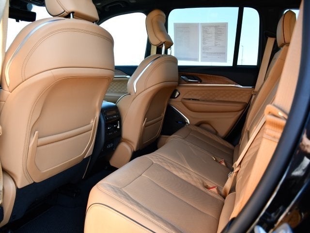 2025 Jeep Grand Cherokee Summit