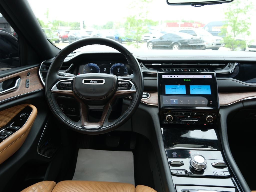 2023 Jeep Grand Cherokee Summit