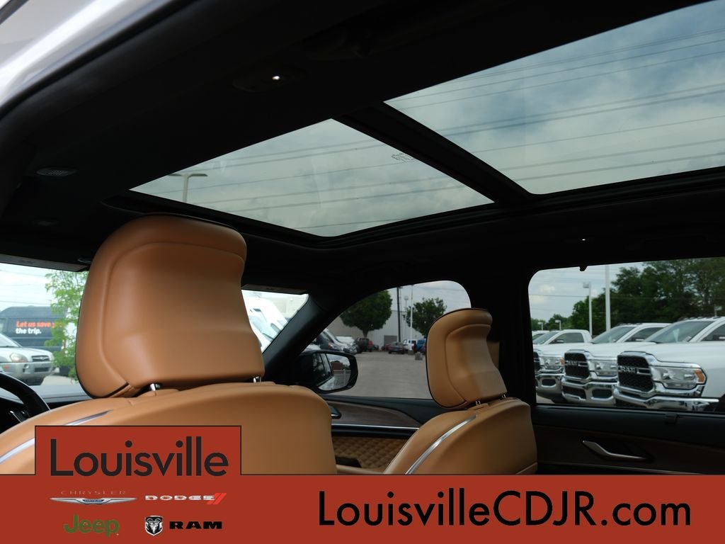2023 Jeep Grand Cherokee Summit