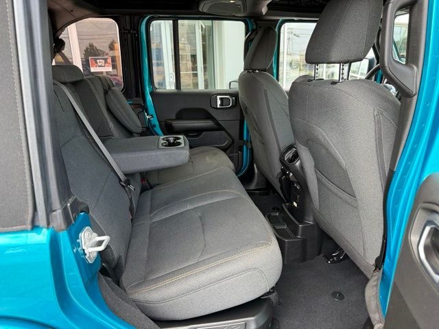 2024 Jeep Wrangler Sahara 4xe