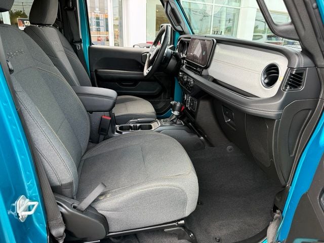 2024 Jeep Wrangler Sahara 4xe