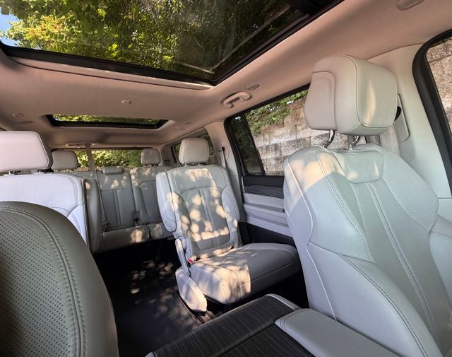 2023 Jeep Wagoneer Series III