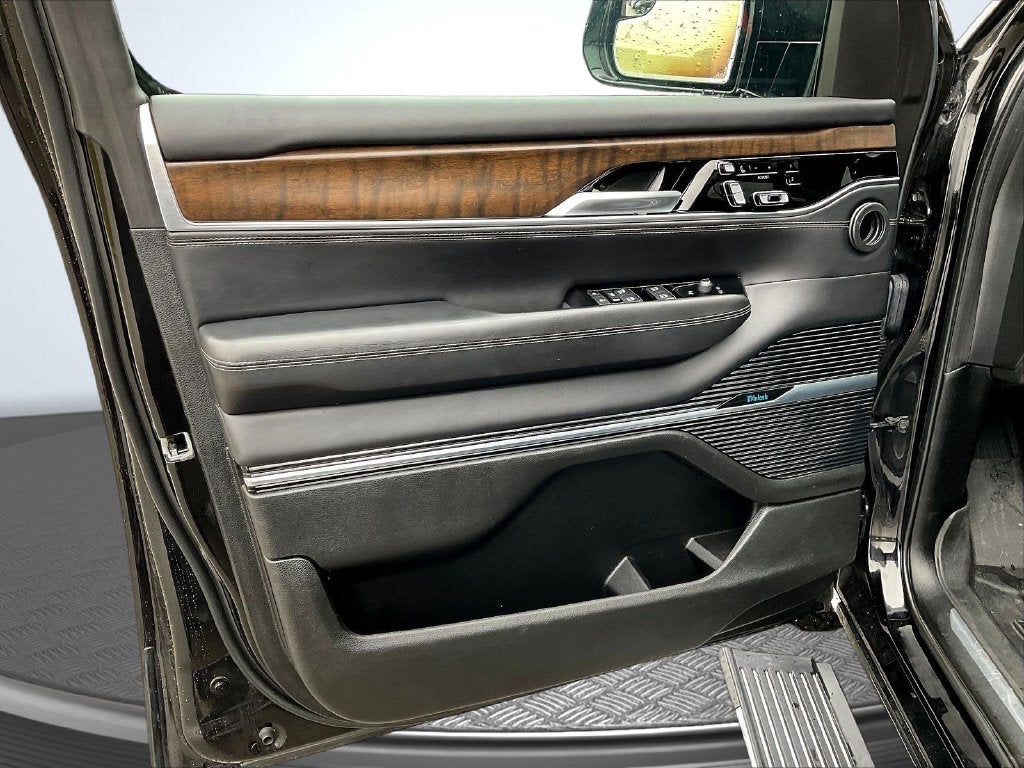 2022 Jeep Grand Wagoneer Series I