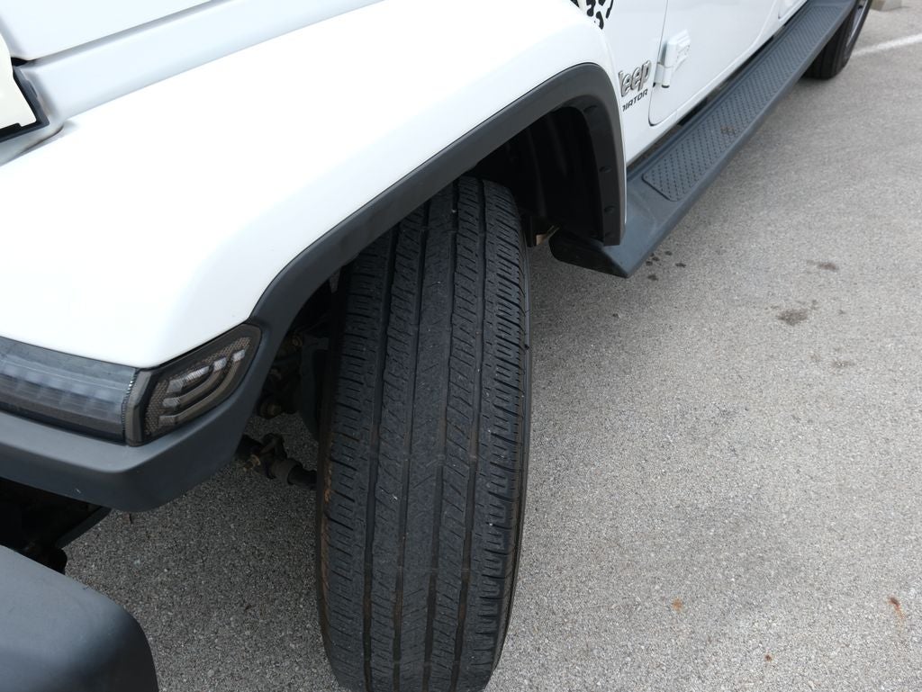 2022 Jeep Gladiator Overland