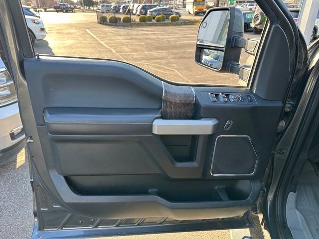 2017 Ford F-350SD Lariat