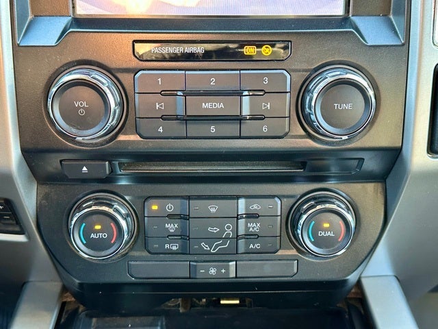 2017 Ford F-350SD Lariat