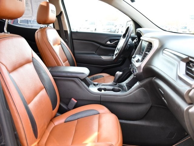 2017 GMC Acadia SLT 1