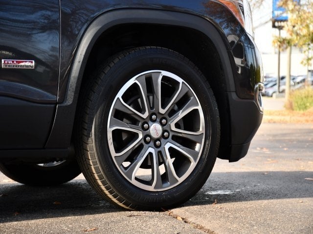 2017 GMC Acadia SLT 1