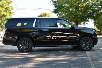 2024 Chevrolet Suburban LT