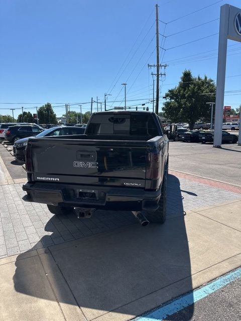 2016 GMC Sierra 2500HD Denali
