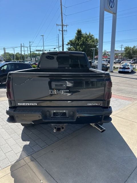 2016 GMC Sierra 2500HD Denali