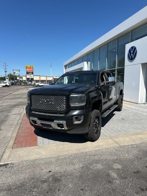 2016 GMC Sierra 2500HD Denali