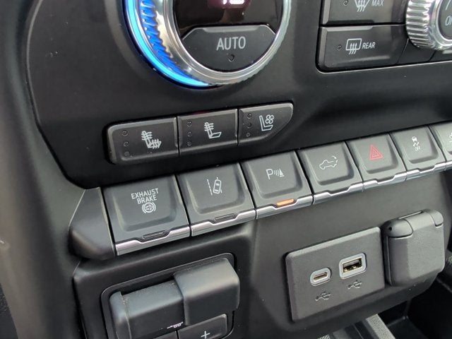 2022 GMC Sierra 3500HD Denali