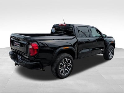 2024 GMC Canyon 4WD AT4